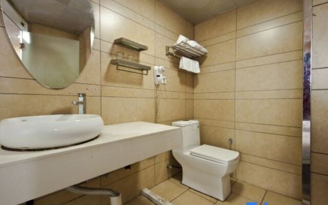 Changcheng Hotel