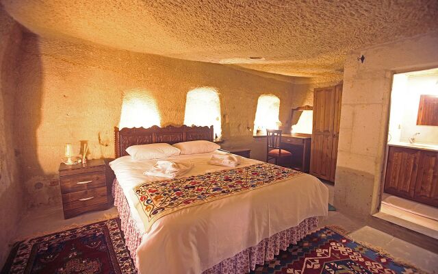 Tulip Cave Suites