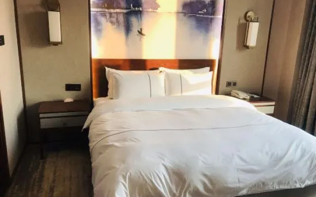 Enjoy Sun Hotel (Hefei Railway Station North Square)