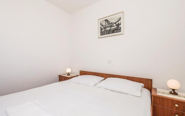 Stunning Home in Barbat With Wifi and 3 Bedrooms