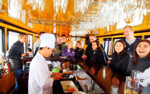 Alova Gold Cruises Halong