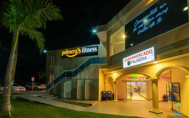 Playa Palmera Beach Resort