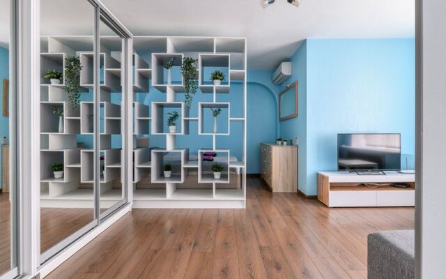 Питер Пэлас на ул. Маяковского, д. 6