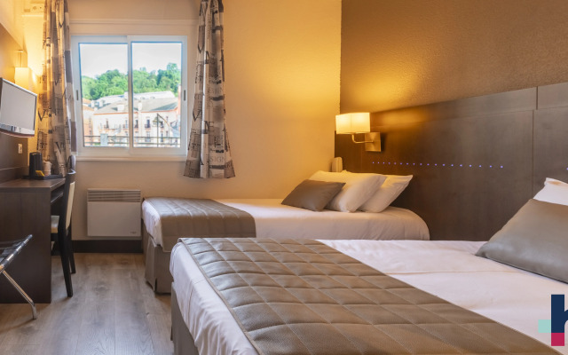 Hôtel Croix des Bretons Lourdes Pyrénées