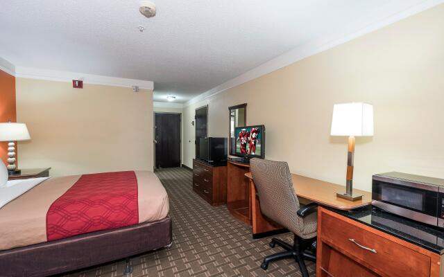 Red Roof Inn & Suites Madison, GA
