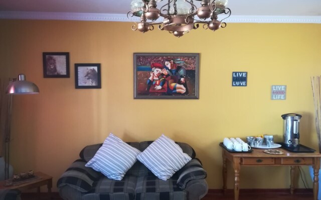 Backpackers Connection