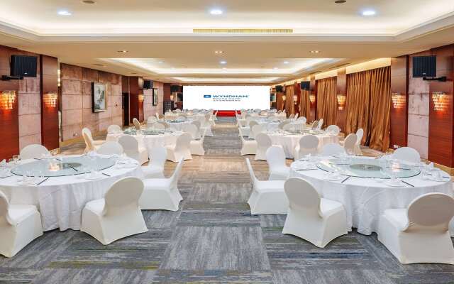 Wyndham Beijing North Hotel