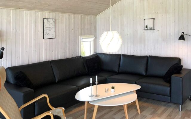 6 Person Holiday Home in Svendborg