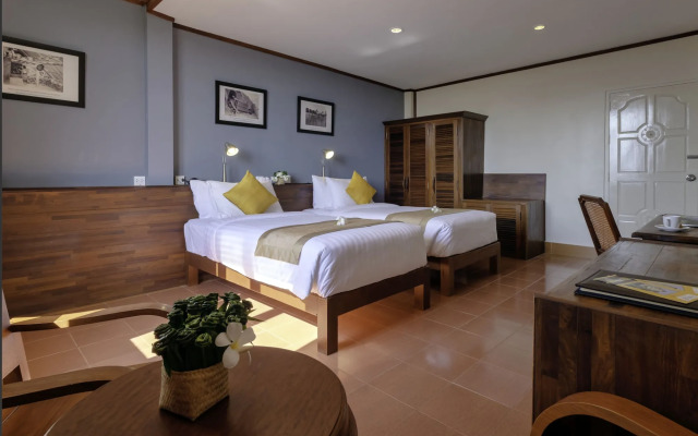 Pakse Hotel & Restaurant