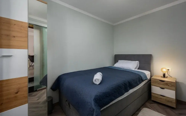 Modern Apartment in City Center