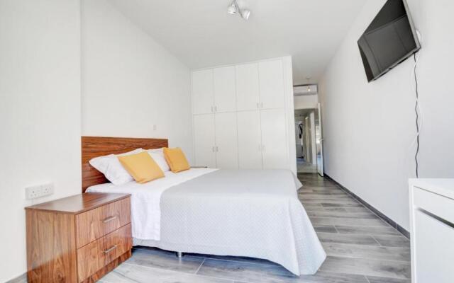 MyHome DeLux, Napa Blue 3Bed with Pool