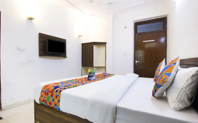 FabExpress Lotus Inn