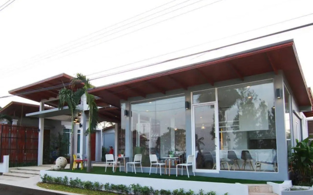 T-Raya Resort PranBuri