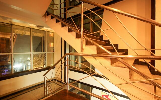 OYO 7752 Hotel Diva Residency