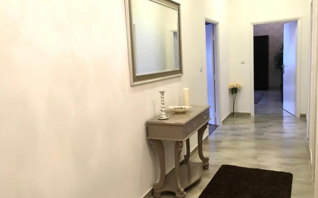 Standard Apartment by Hi5 - Ruin Bar Distr. (059)