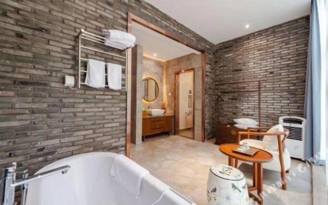 Yingwuxin Boutique Hostel Mount Mogan