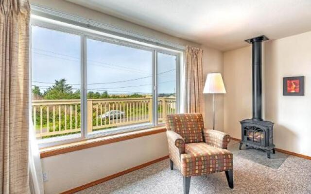 Surf Watch House in Copalis Beach