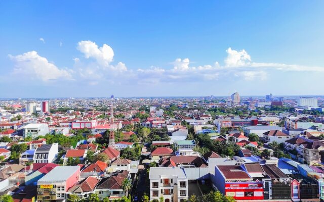 Comfortable Studio Room At Vida View Makassar Apartment