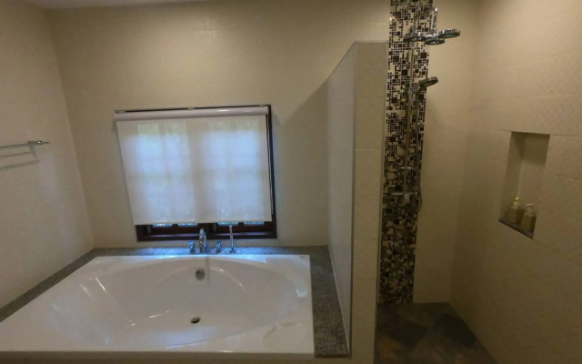 Alisea Pool Villas