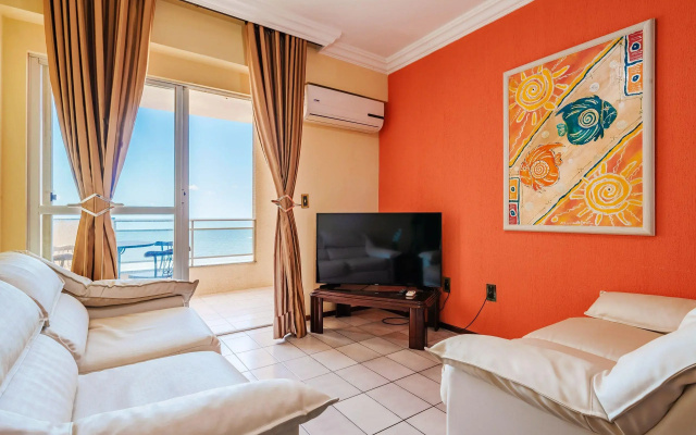 Apto Com Bela Vista Para A Praia Cet602