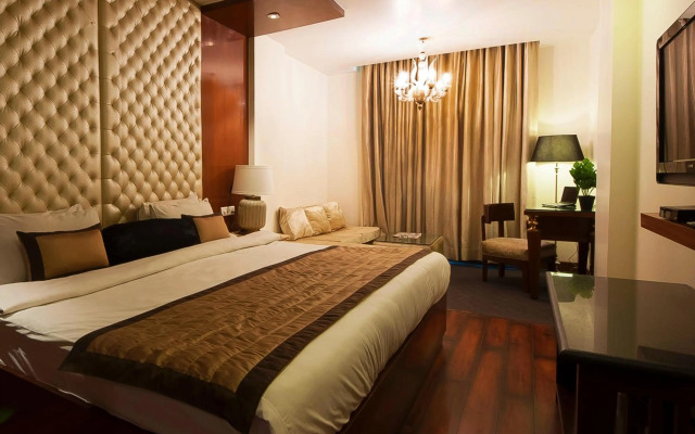 Hotel Aura