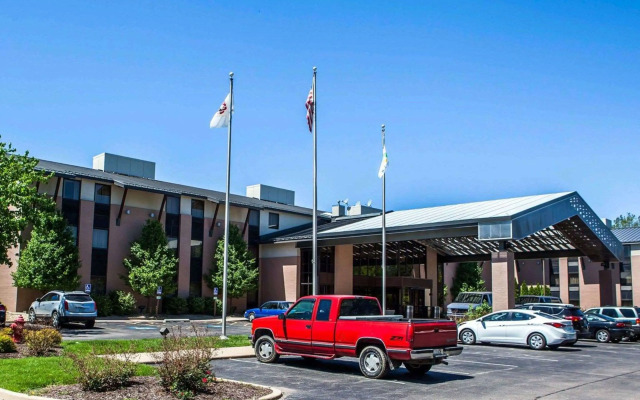 Quality Inn & Suites Peoria North