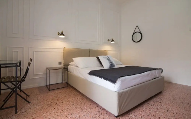 The Burrow City Rooms - Homestay