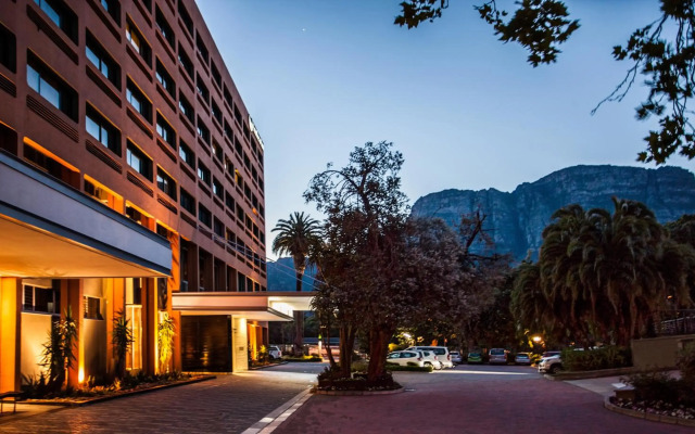 Southern Sun Newlands