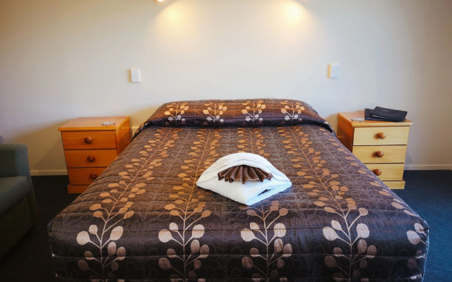 Aston Court Motel Blenheim