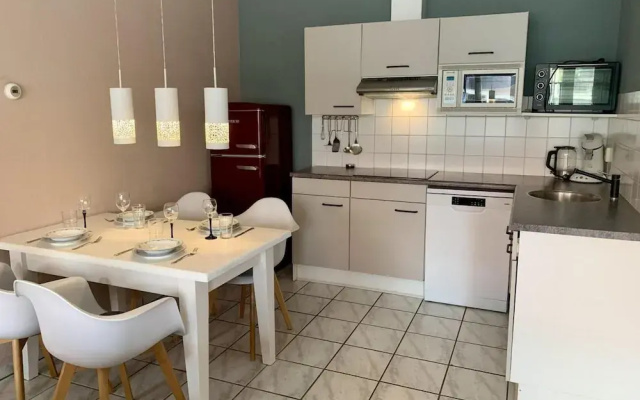Ground-floor Apartment in Petten in Centre