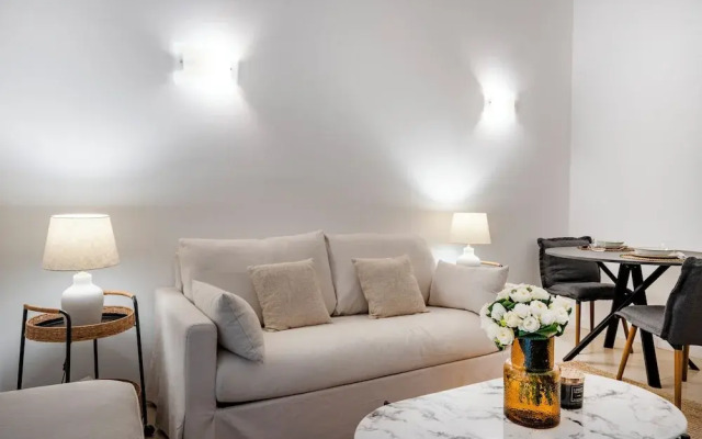 Private Luxury Suite in Bari Center