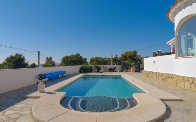 Splendid Villa in Altea with Private Swimming Pool