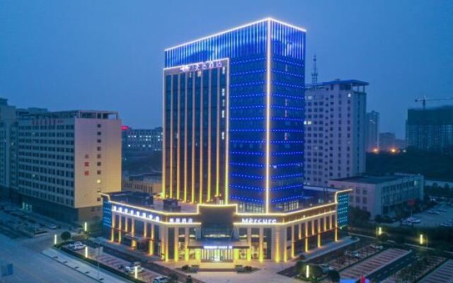 Mercure Hotel Xinyangdong Railway Station