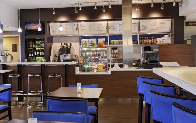 Courtyard Houston Brookhollow