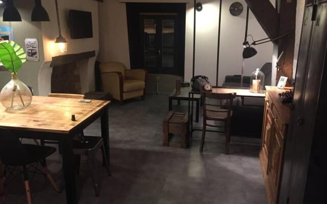 T3 duplex industriel hyper centre ville historique