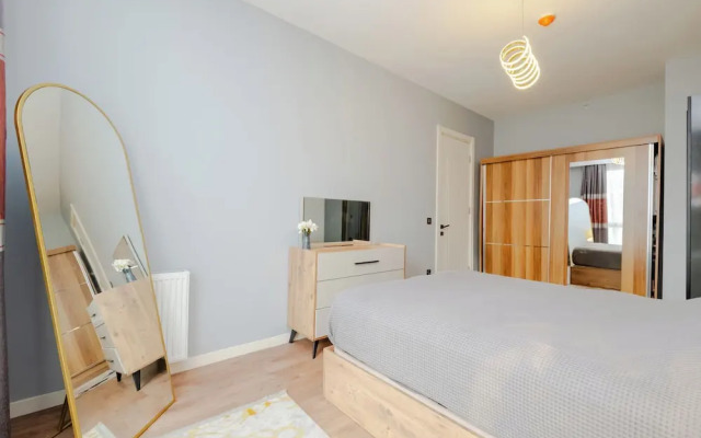 lUX Residence on High Floor 03