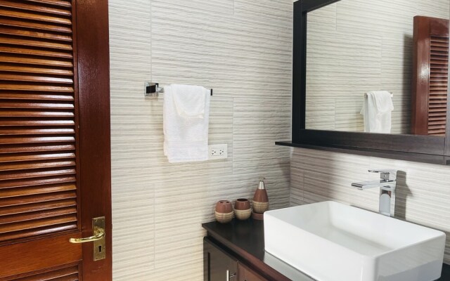 Luxury Apartments and Rooms The Lagoons