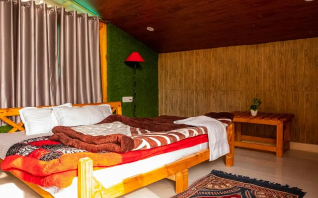 Elwood Resort Pangot