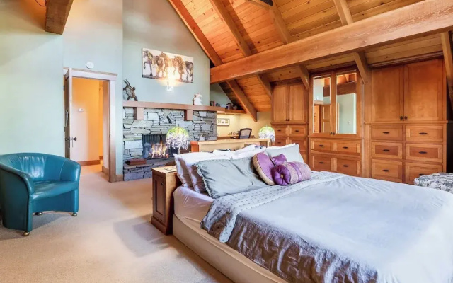 Carnelian Bay Getaway