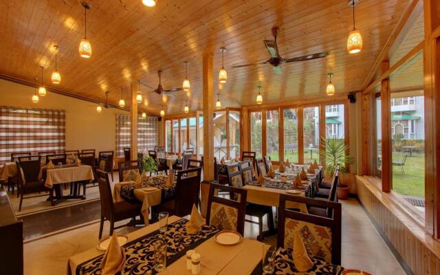 Hotel Kanishka Manali