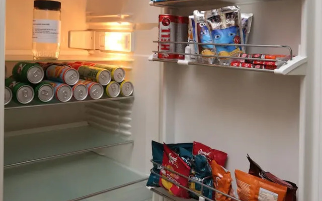 The Bridge-House Apartment