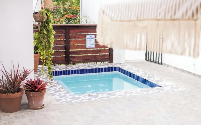 La Mona Loiza Apartments Complex