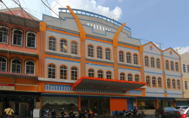 Capital O 664 Romance Hotel