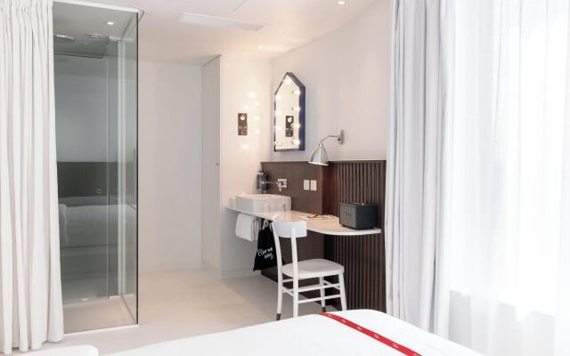 Ruby Zoe Hotel London