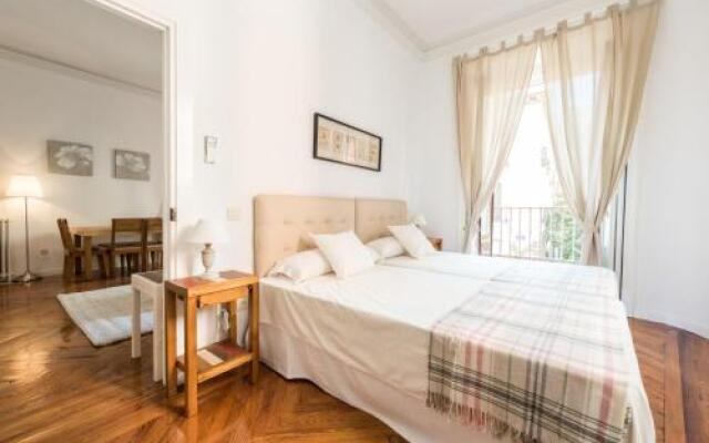 Apartamentos Madrid Centro B