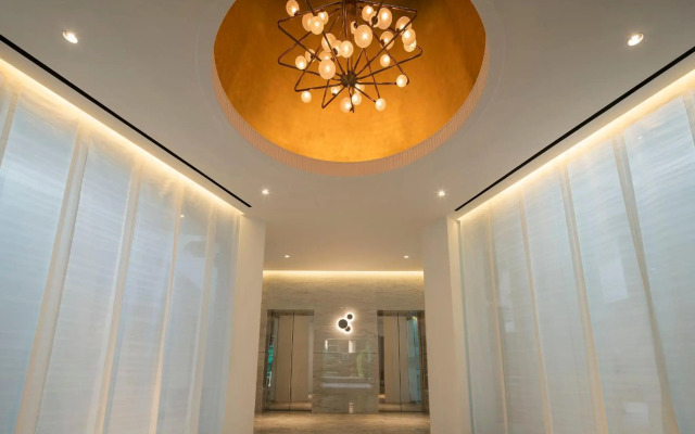 Lanson Place Winsland, Singapore