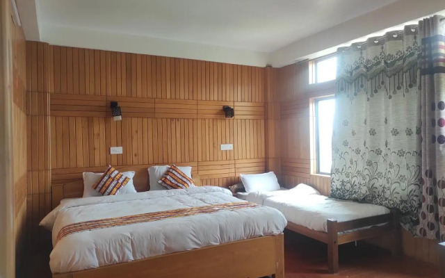 Hotel Tayatha