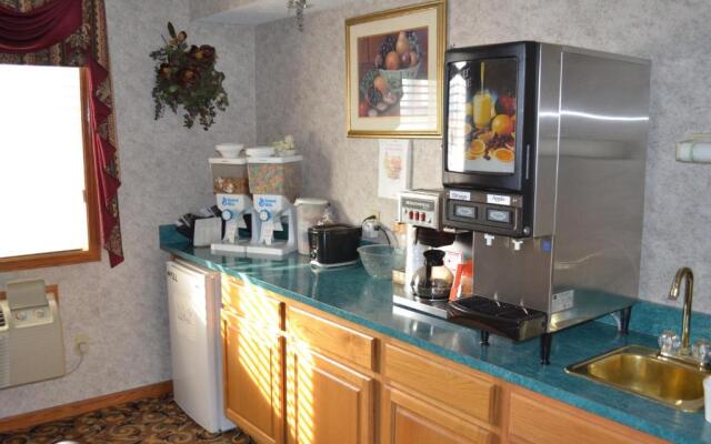 Relax Inn Motel and Suites Omaha