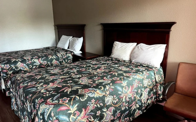Budget Plaza Motel