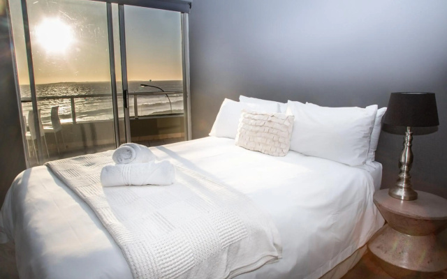 Spacious Luxury 3 Bedroom Apartment B401 Sea Spray
